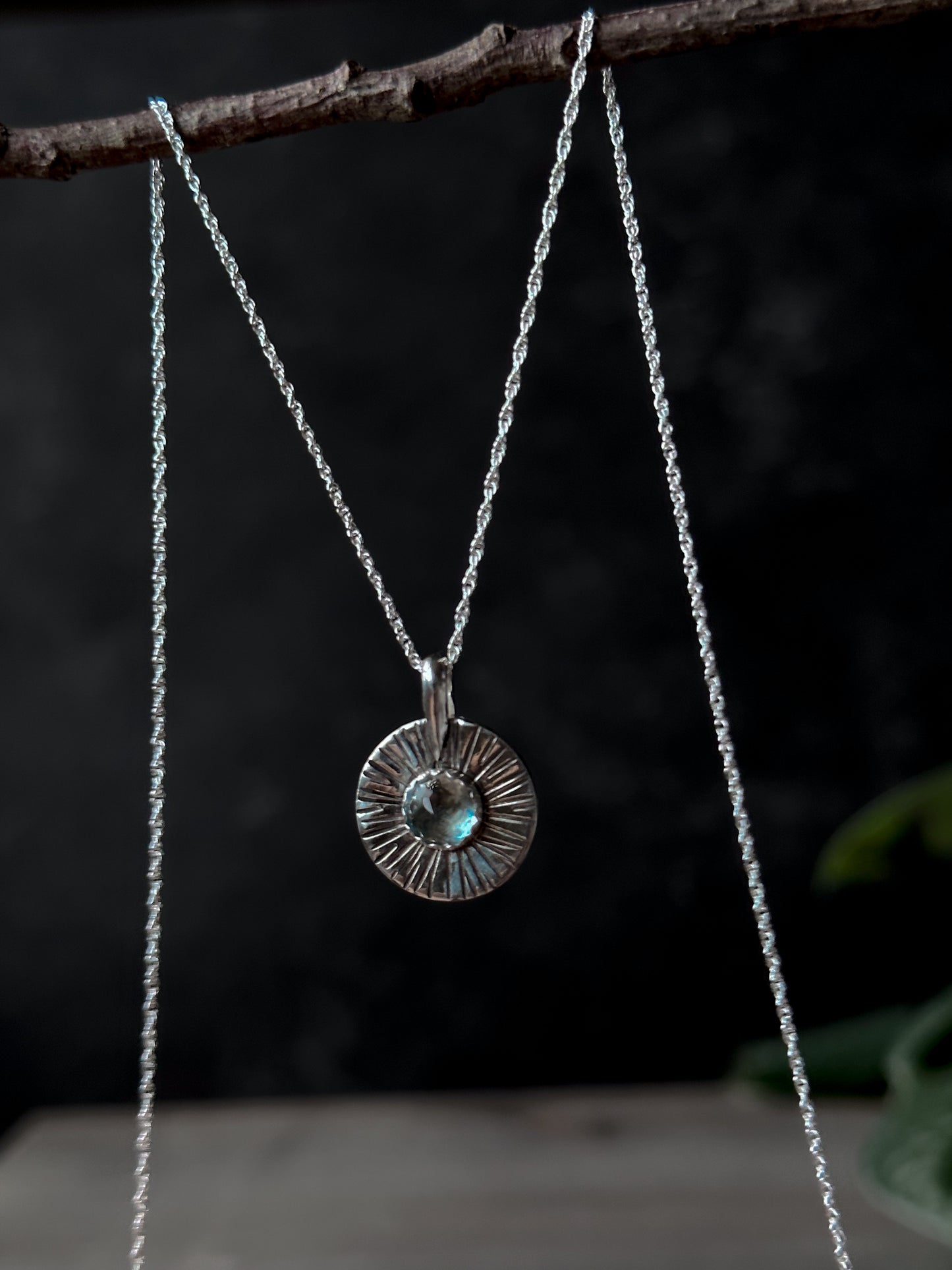 Eos Pendant Large - Silver