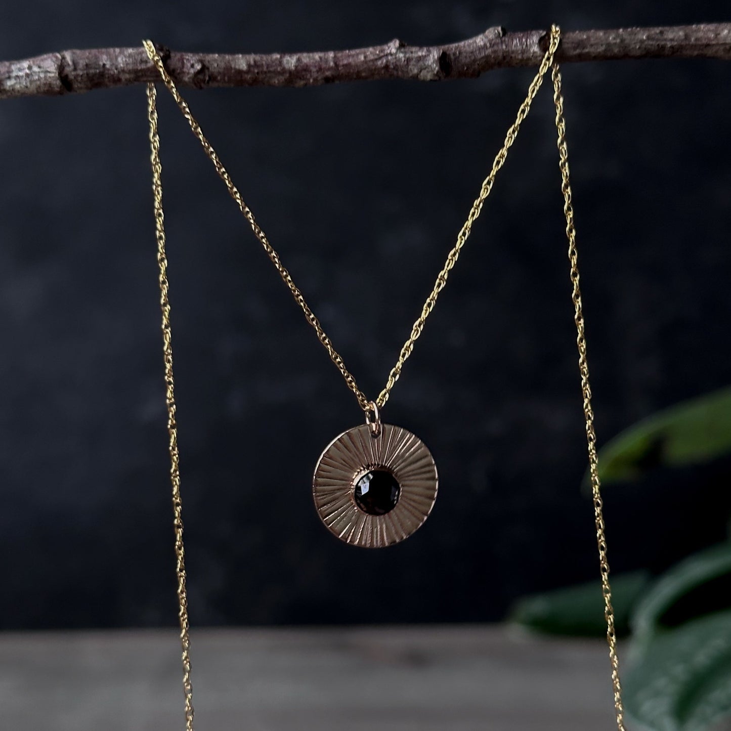 Eos Pendant Large - Gold